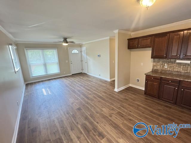 Building Photo - 2849 Greenside Dr NW