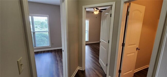 Building Photo - 2236 Avalon Trace