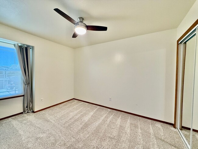 Building Photo - 2112 Bent Tree Ln