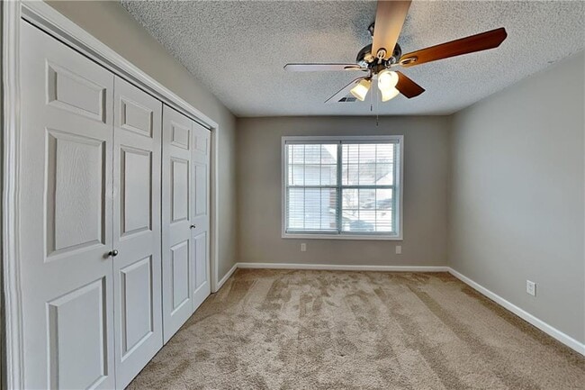 Building Photo - 1965 Racquet Club Cir NW