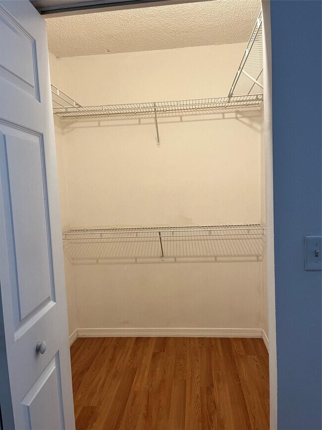 Building Photo - 2090 W Preserve Way