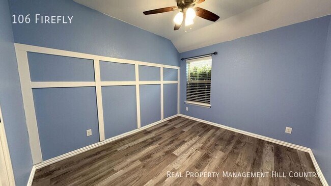 Building Photo - 106 Firefly-