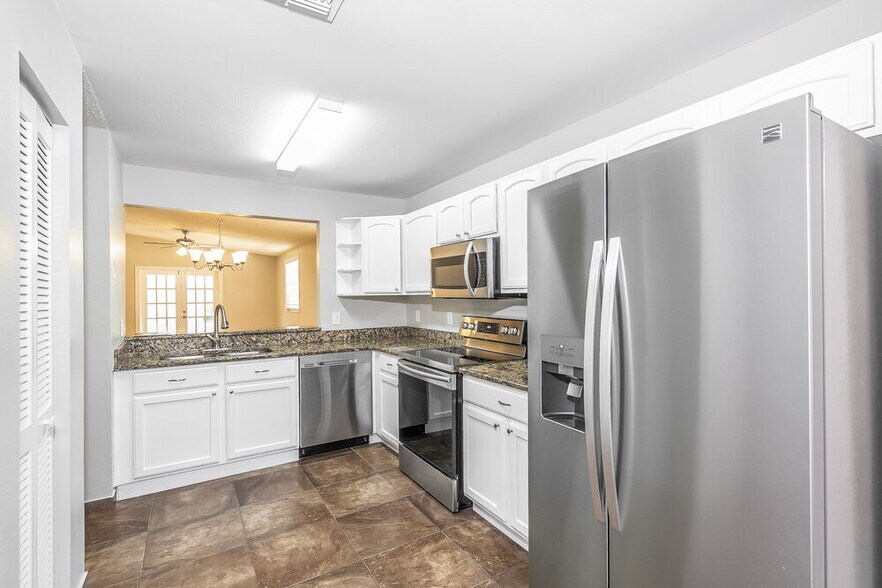 Building Photo - 1458 Eldra Dr