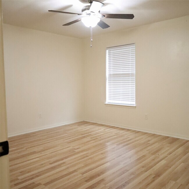 Building Photo - 14411 Avery Brooke Ln
