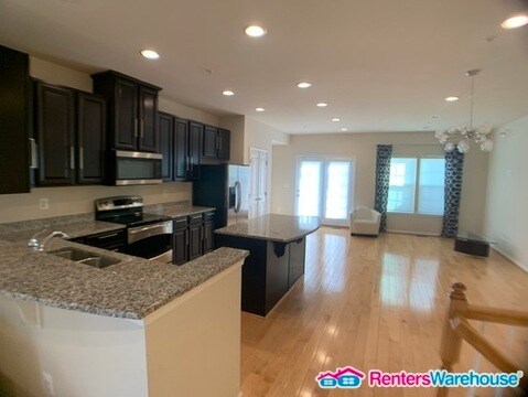 Building Photo - 7440 Singers Way