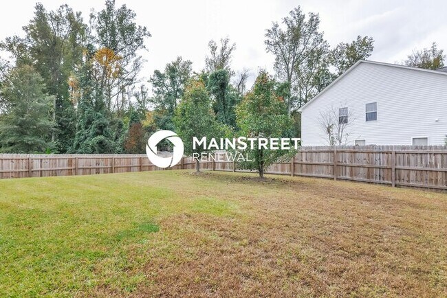 Building Photo - 3 Bedroom Pet-Friendly Home in Raleigh, NC with Main Street Renewal