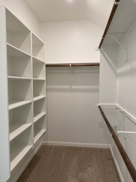 Building Photo - 10012 Boswell Dr