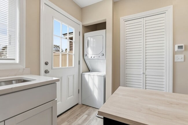 Building Photo - 9 Winthrop Ave