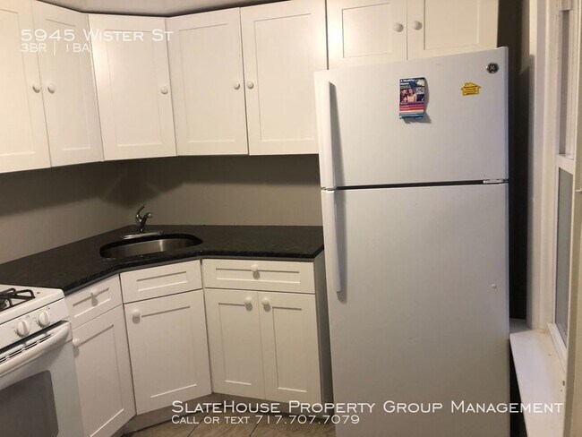 Building Photo - 3 Bedroom 1 Bath Home Near Lasalle