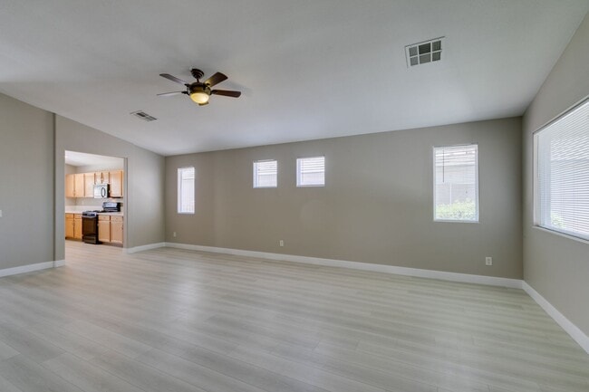 Building Photo - Beautiful Single-Story 3 Bedroom Home in Summerlin South
