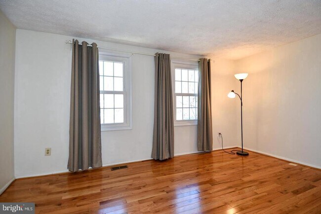 Building Photo - 8417 Cedar Falls Ct