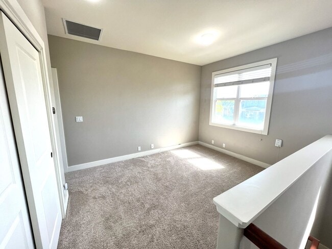Building Photo - Haleaka Single Family 4 bedroom 3 bedroom ...