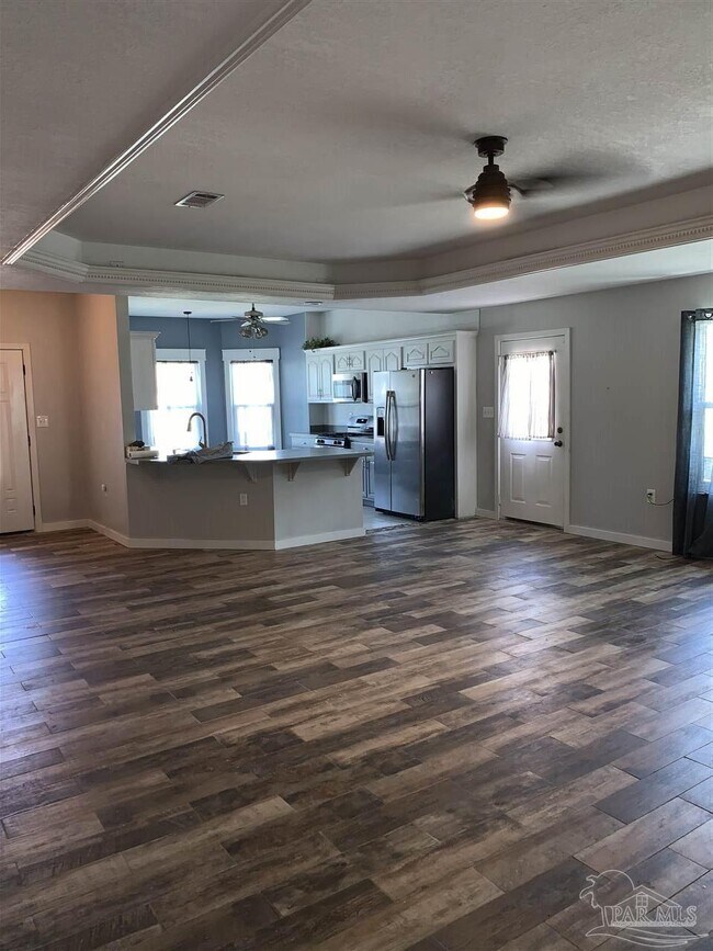 Building Photo - 2232 Orion Lake Dr