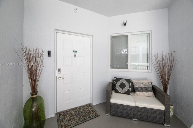 Building Photo - 10700 NW 66th St