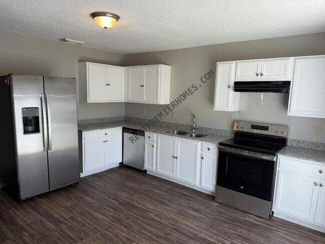 Building Photo - 13019 Woller Creek