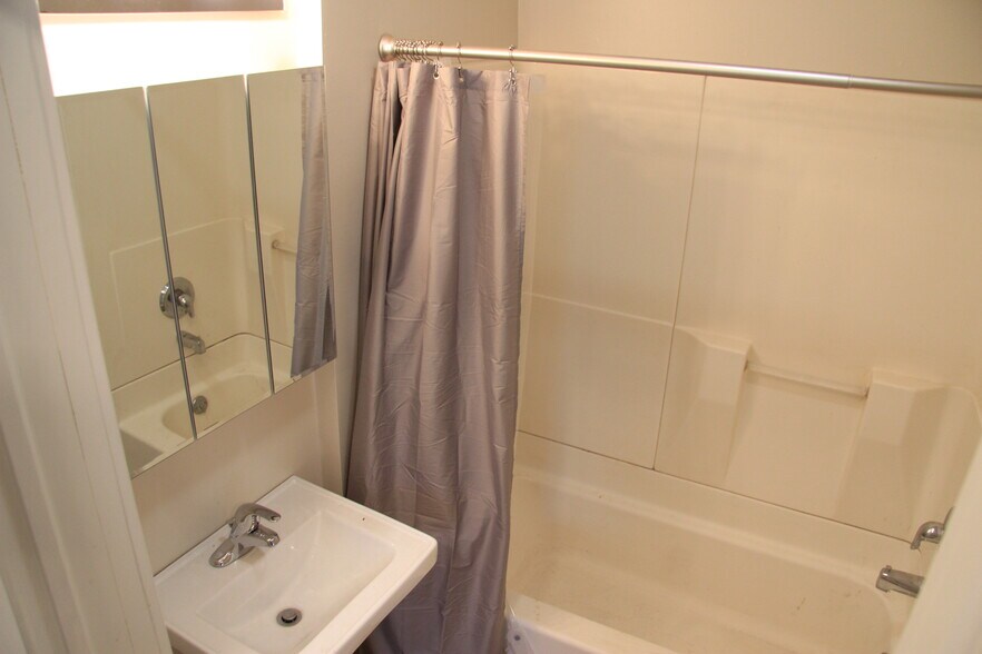 Bathroom 2 - 405 E Washington Ave