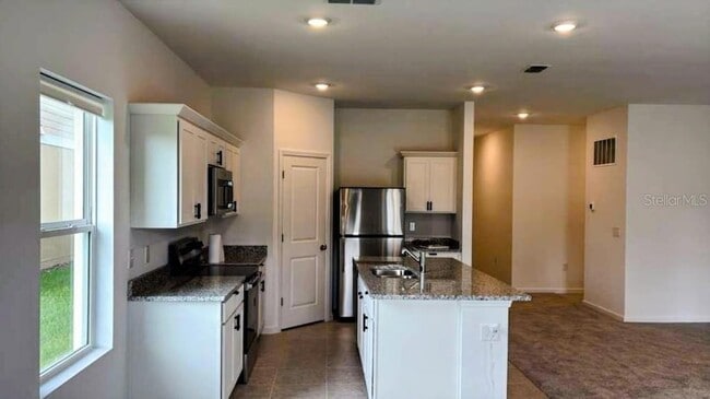 Building Photo - 2449 Grey Hawk Dr