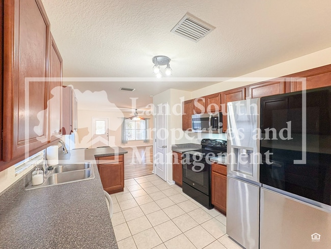 Building Photo - 8755 Fort Socrum Village Way