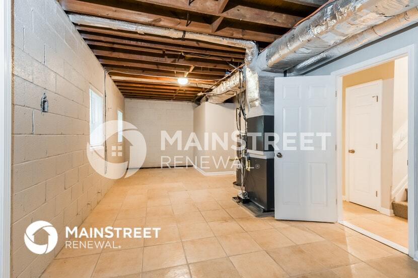 Building Photo - 8807 Crown Ct