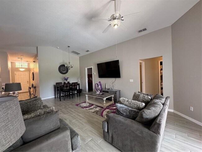 Building Photo - 1126 Sandy Ridge Dr