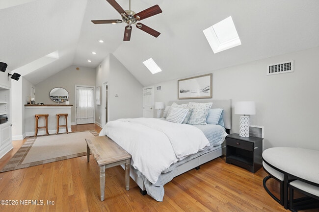 Building Photo - 24601 Deer Trace Dr