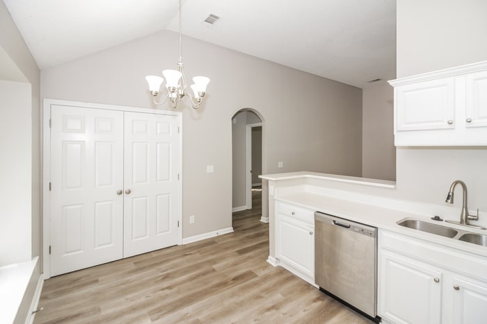 Building Photo - 5675 Mandy Smith Ln