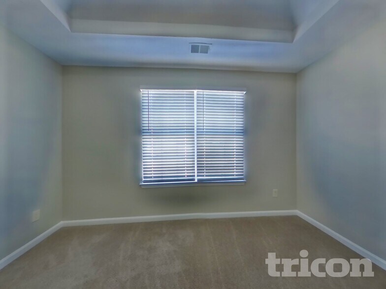 Building Photo - 2501 Sonoma Valley