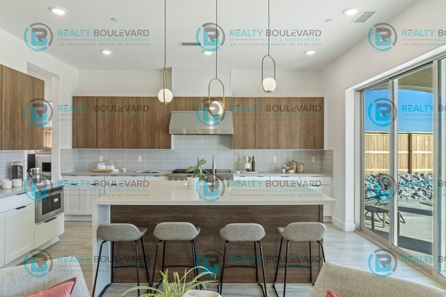 Building Photo - Stylish 3-Bedroom Sanctuary with Sophistic...