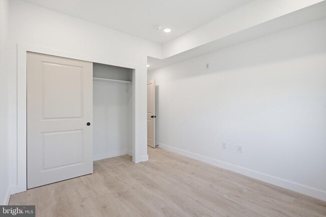 Building Photo - 2346 N 16th St
