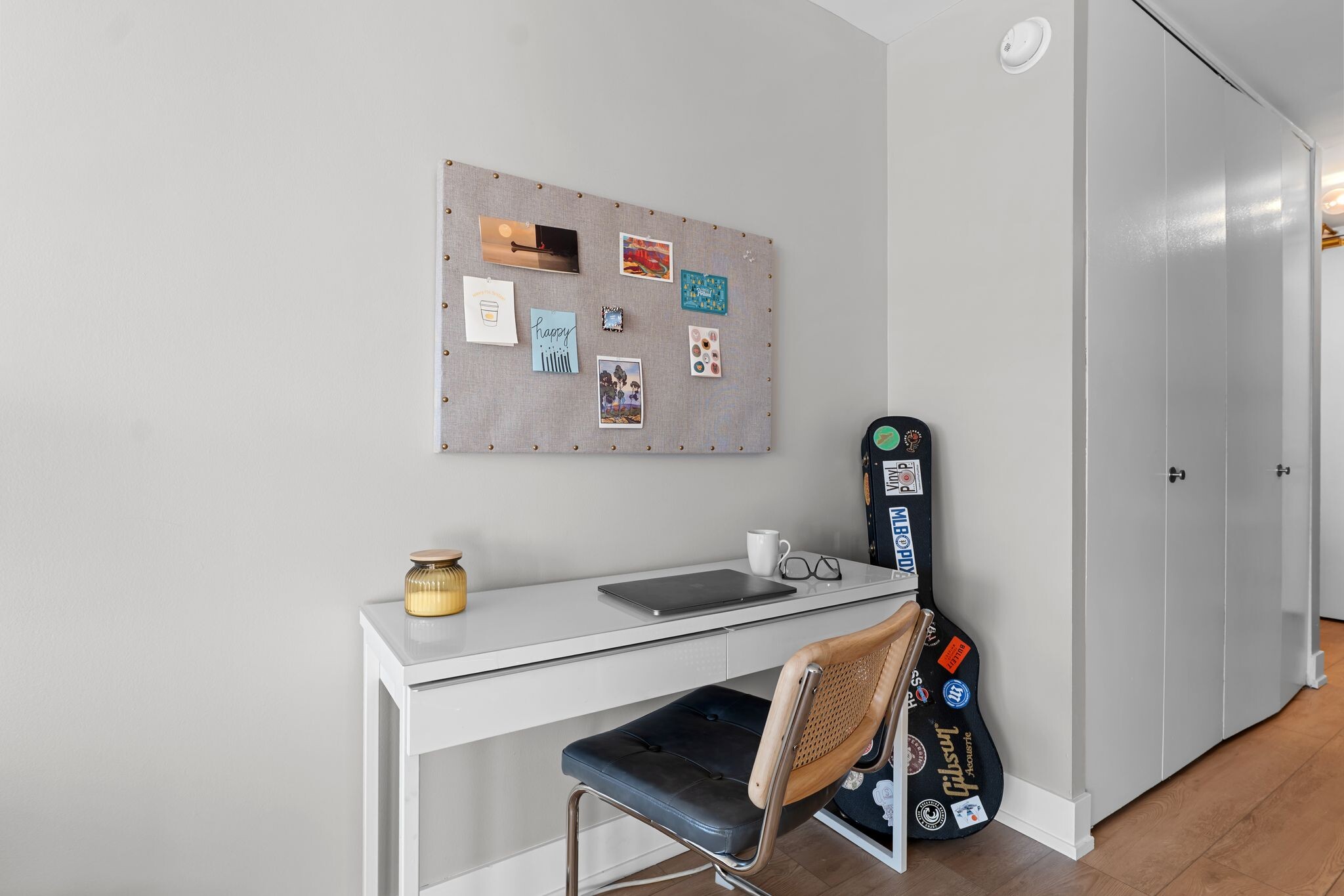 WORK FROM HOME - 2020 N Lincoln Park W