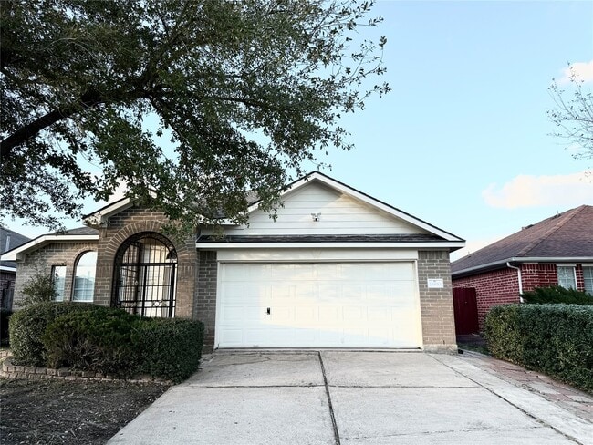 Building Photo - 13810 Audra Ln