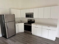 Building Photo - 2313 NW 55th Terrace