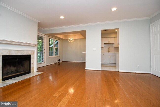 Building Photo - 10715 Hampton Mill Terrace