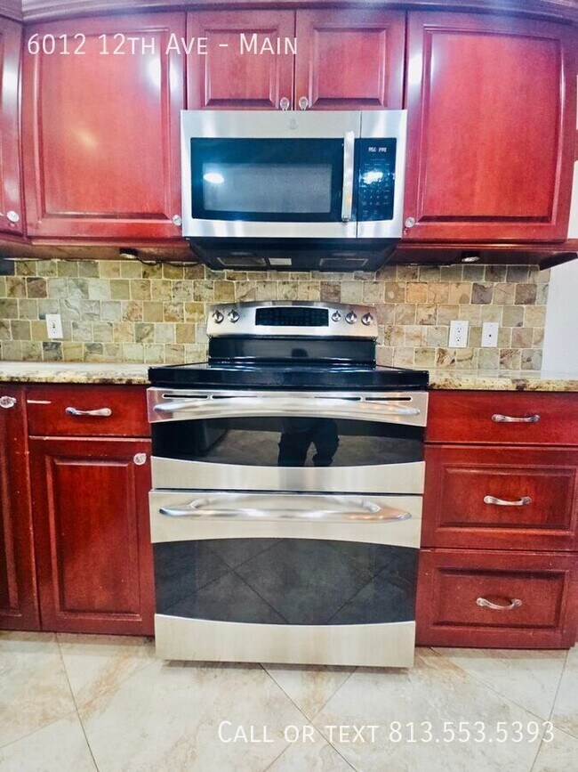 Building Photo - 6012 12th Ave