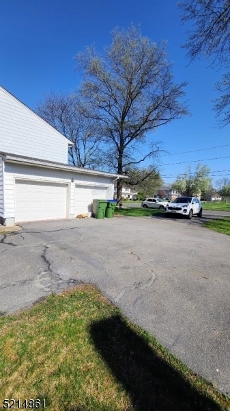 Building Photo - 29 Ventnor Dr