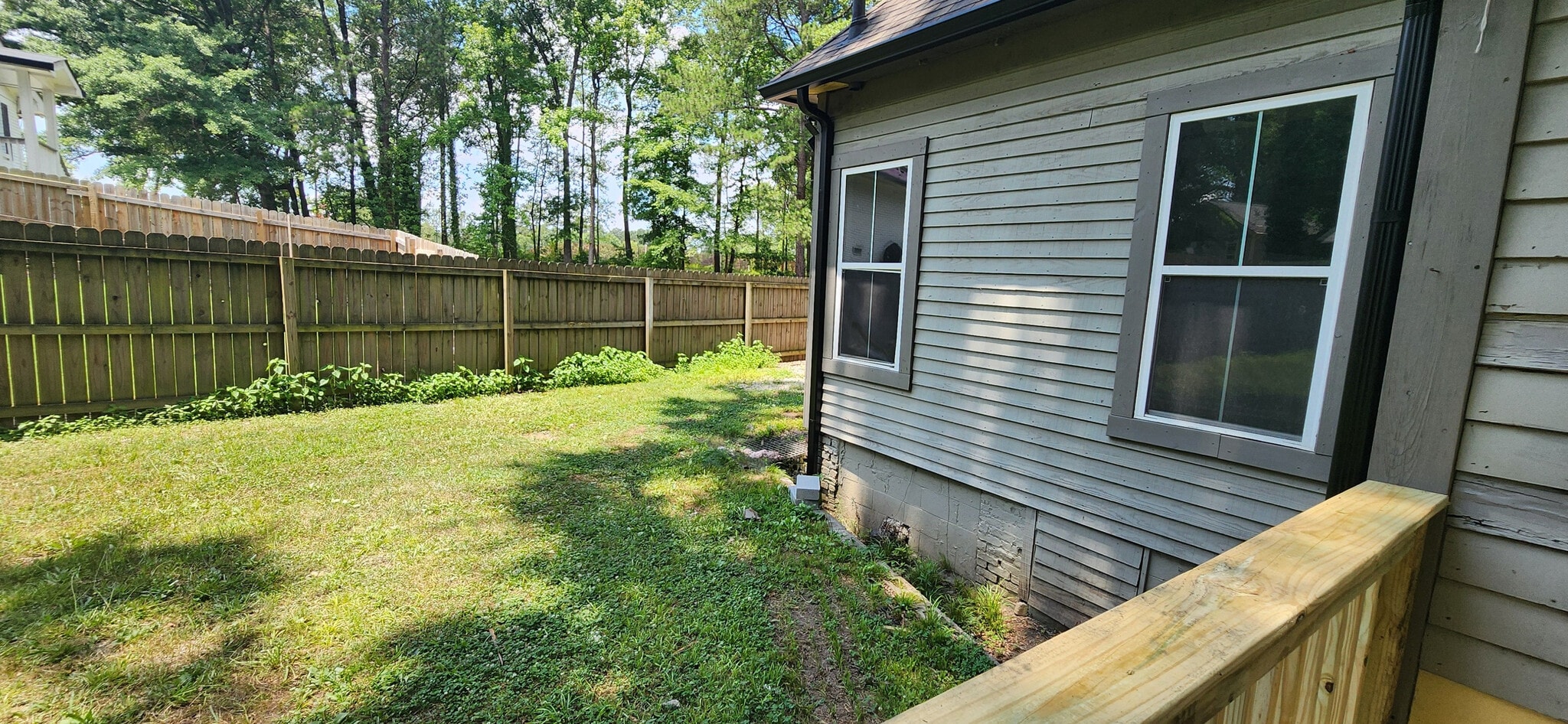 Building Photo - Room in Duplex on Bolton Rd NW