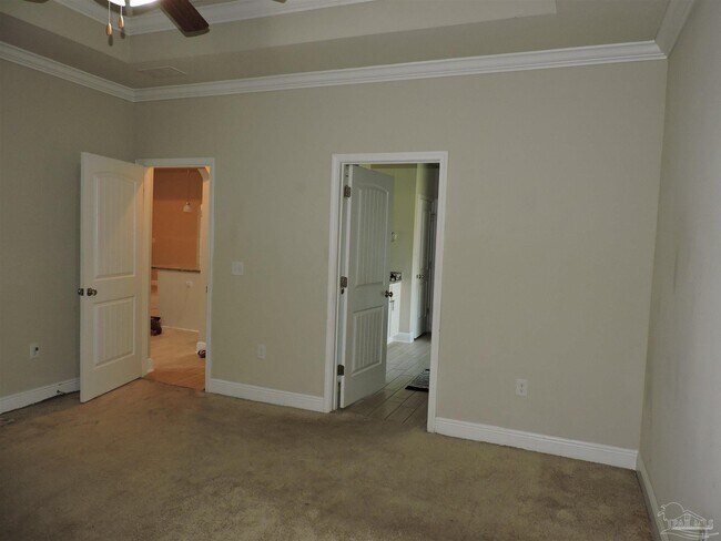 Building Photo - 4221 Essex Terrace Cir