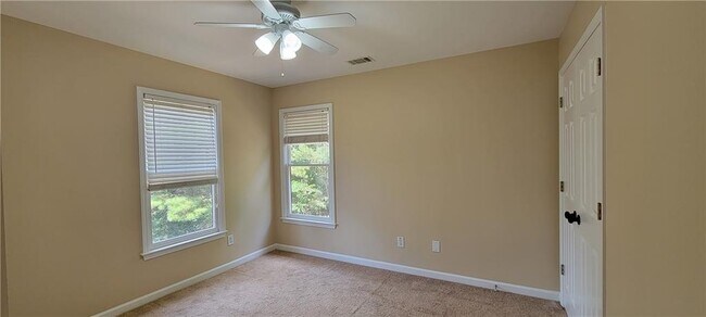 Building Photo - 130 Windsong Trail