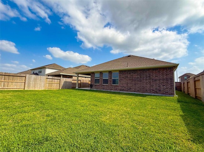 Building Photo - 27230 Henley Rdg Dr