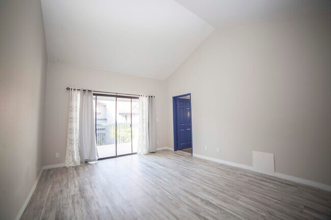 Building Photo - 20651 Roscoe Blvd