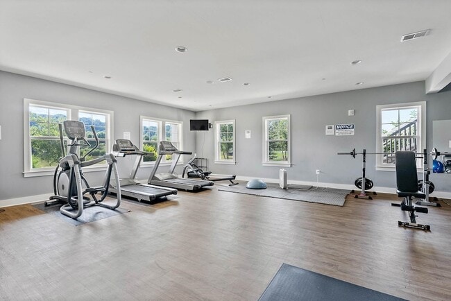 Building Photo - 3369 Preston Shore Dr