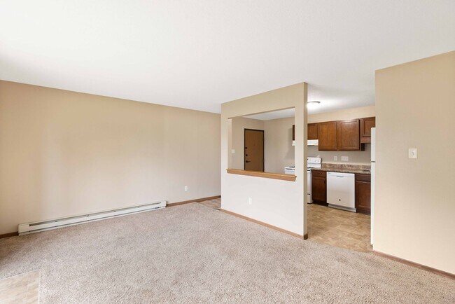 Building Photo - The Ivy | Classic 2 Bedroom