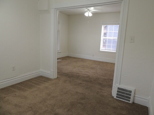 Building Photo - 509 Haish Blvd