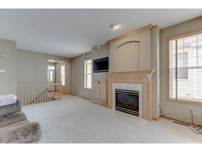 Building Photo - 2074 Clover Ct