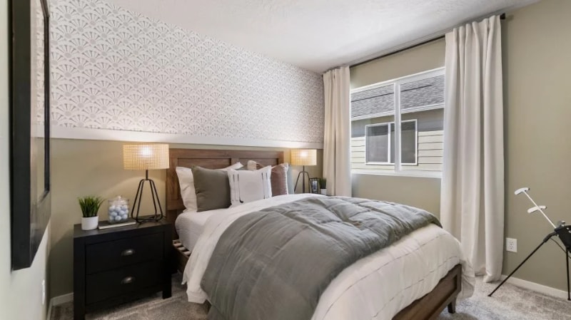 Building Photo - 24526 E Short Tail Ln