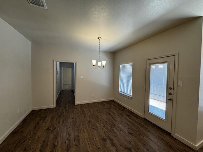 Building Photo - 2620 135th St