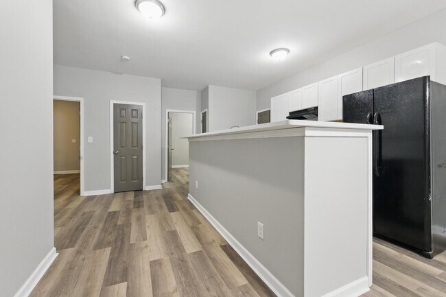 Building Photo - 2271 Sisk St NW