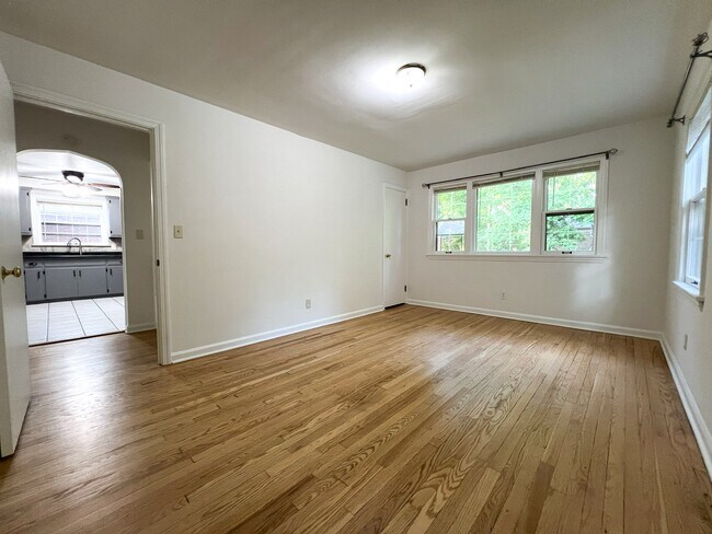 Building Photo - 94 Jennette Dr