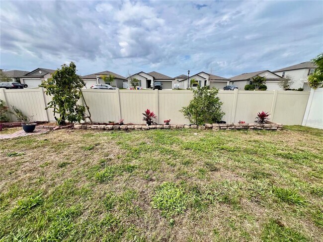 Building Photo - 724 Parker Den Dr