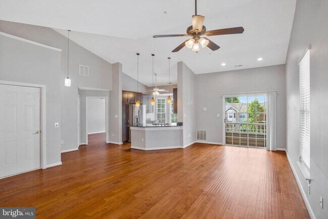 Building Photo - 502 Mathias Hammond Way